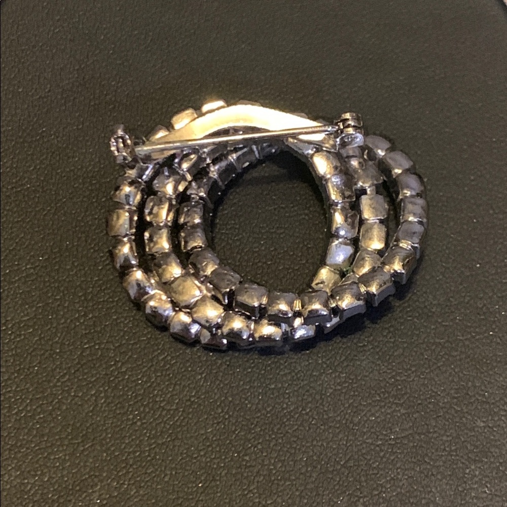 Vintage Rhinestone Brooch - Picture 2 of 2